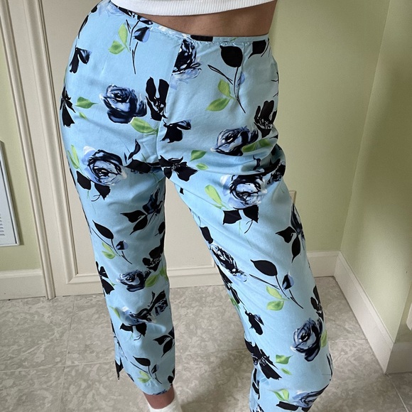 Vintage Harolds Silk Floral Pastel Blue Cropped Trousers Sz 4 small - Picture 2 of 4